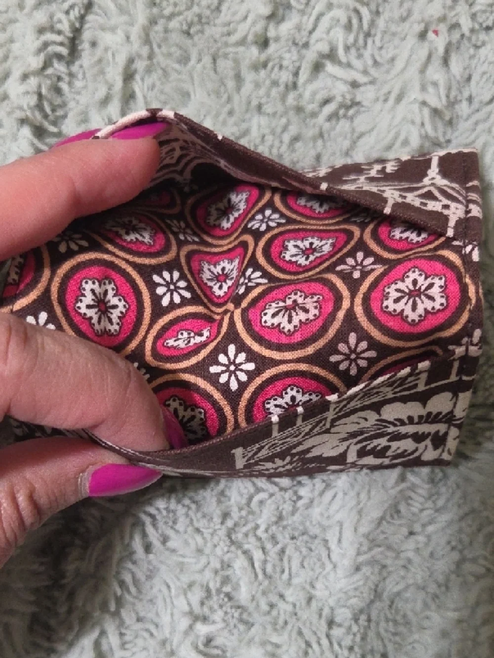 Vera Bradley Chocolate and Cream Bird & Floral Wallet - Picture 3 of 9